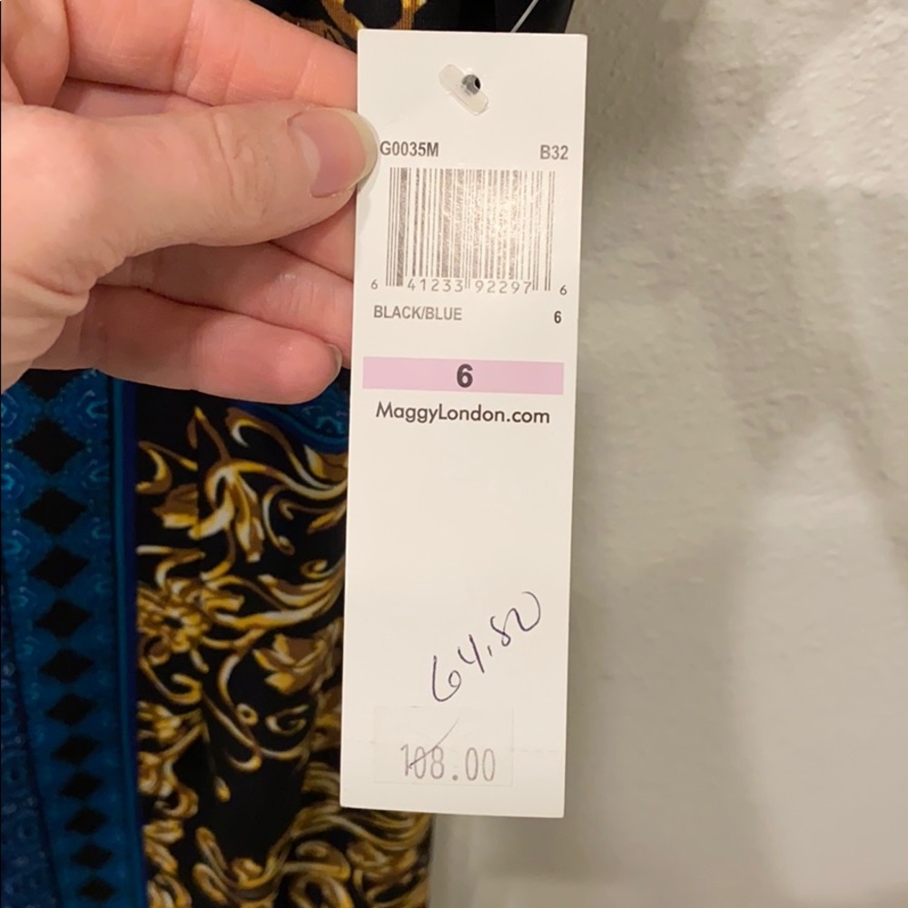 NWT Women’s dress, perfect for work - Picture 3 of 4